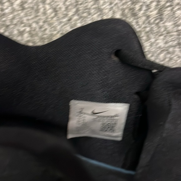 Nike Kyrie 5 Black with Rainbow sole - Picture 3 of 7